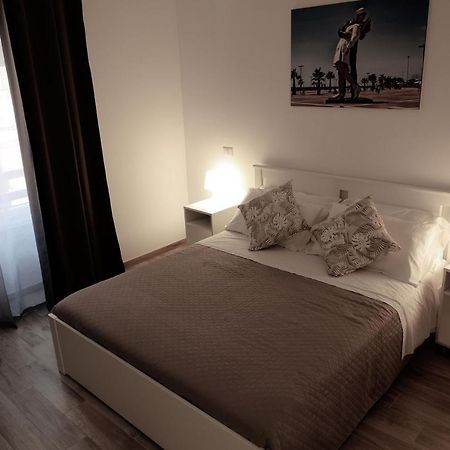 Central Guest House Civitavecchia Exterior photo